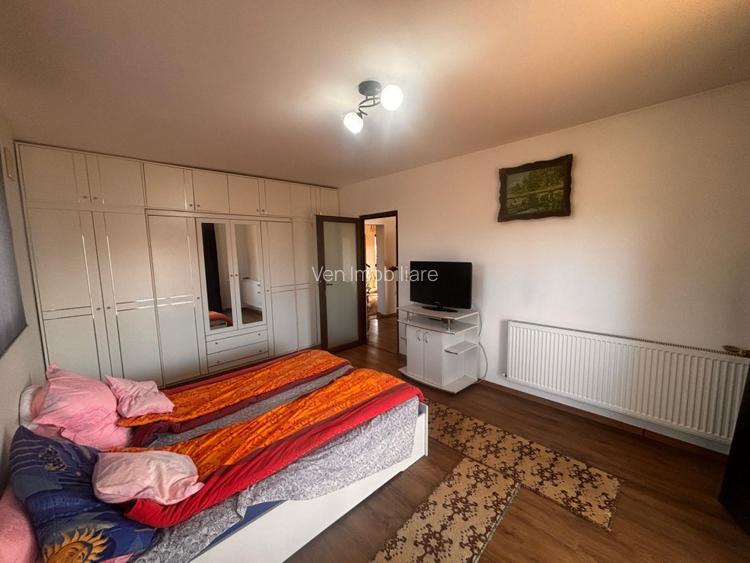 Casă spațioasă cu 3 dormitoare, două terase și două fronturi–15 km de Bistrita - 11