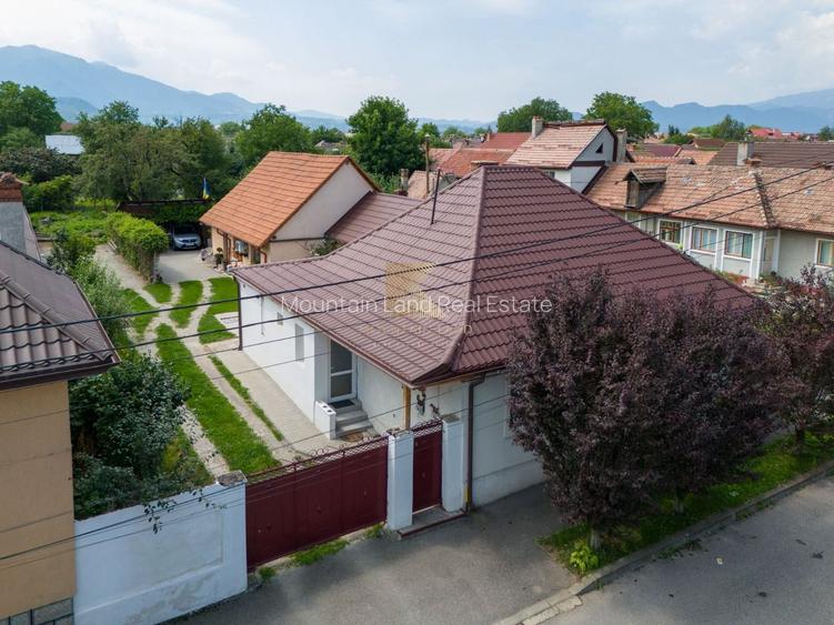 Casă renovată, teren 394 mp – Râșnov, str. Misu Popp, zonă centrală - 25