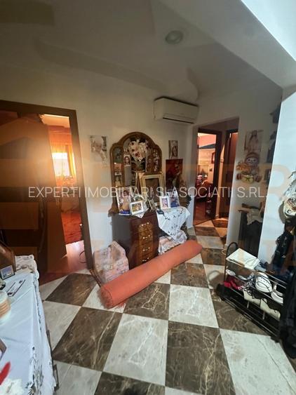 Apartament 4 camere, situat in Poarta 6 - 9