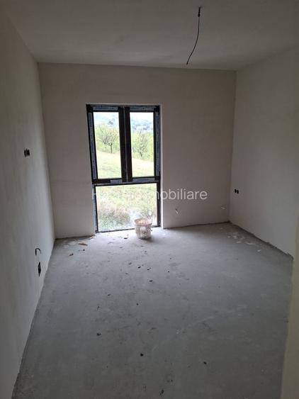 Case tip duplex, 4 camere, 110mp, 240 mp teren Dezmir - 8