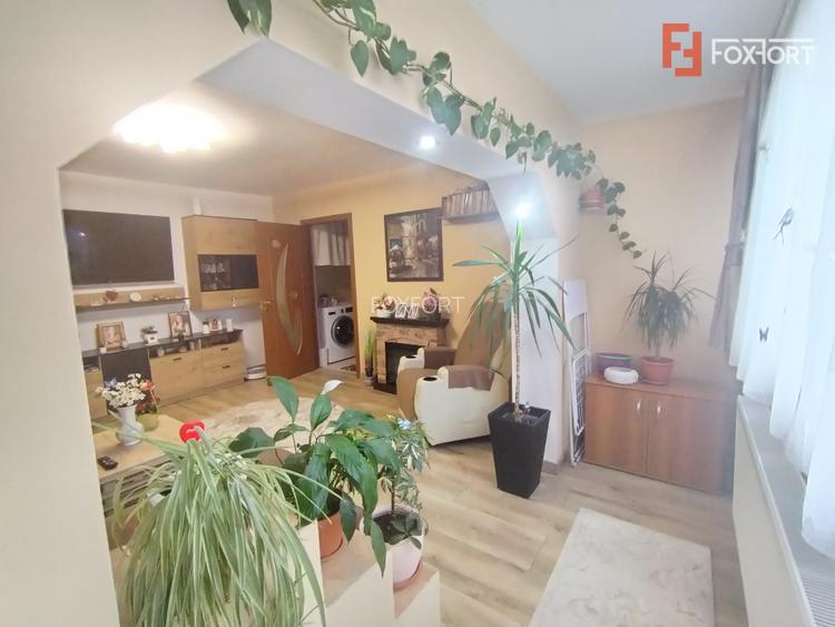 Apartament cu 3 camere de vanzare in Timisoara, zona Buziasului - 2