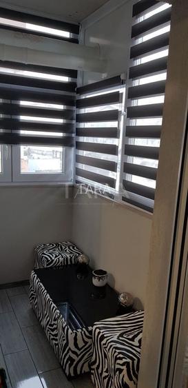Apartament cu 2 camere si parcare  in zona centrala a localitatii - 6