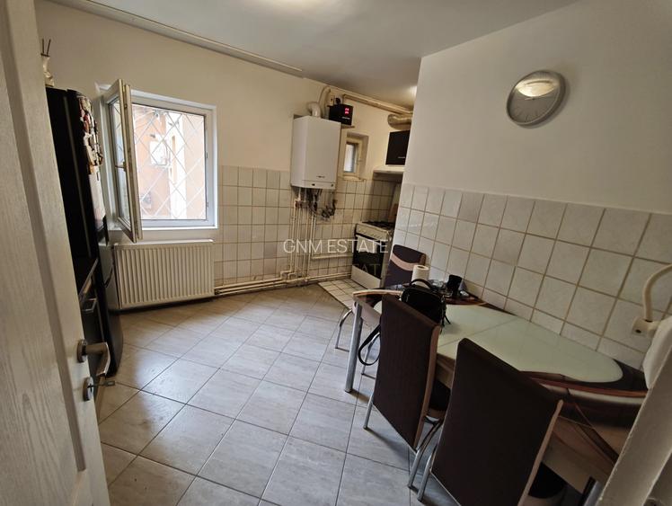 3 Camere 86 m.p. Decomandat Parter Zona Pacii - Str Părăluțelor - 4
