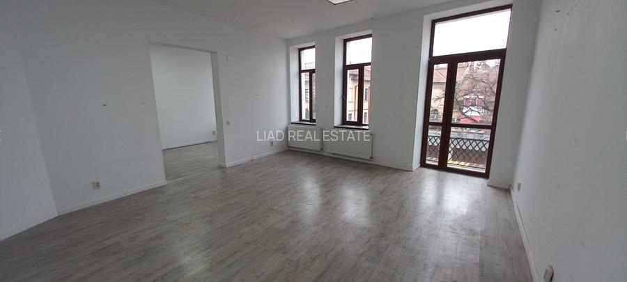 Apartament in Vila Calea Calarasi 132 etaj 1 + mansarda acces curte interioara - 3