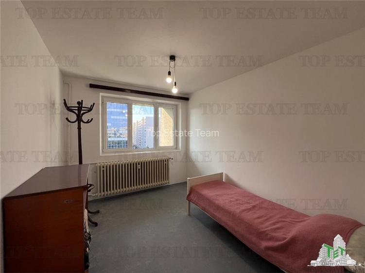 Apartament 3 camere + 2 balcoane cu o priveliste senzationala si pe fata si pe s - 17