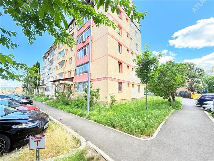 Apartament cu 3 camere etaj 1 cu balcon zona Mihai Viteazu/Cedonia - 2