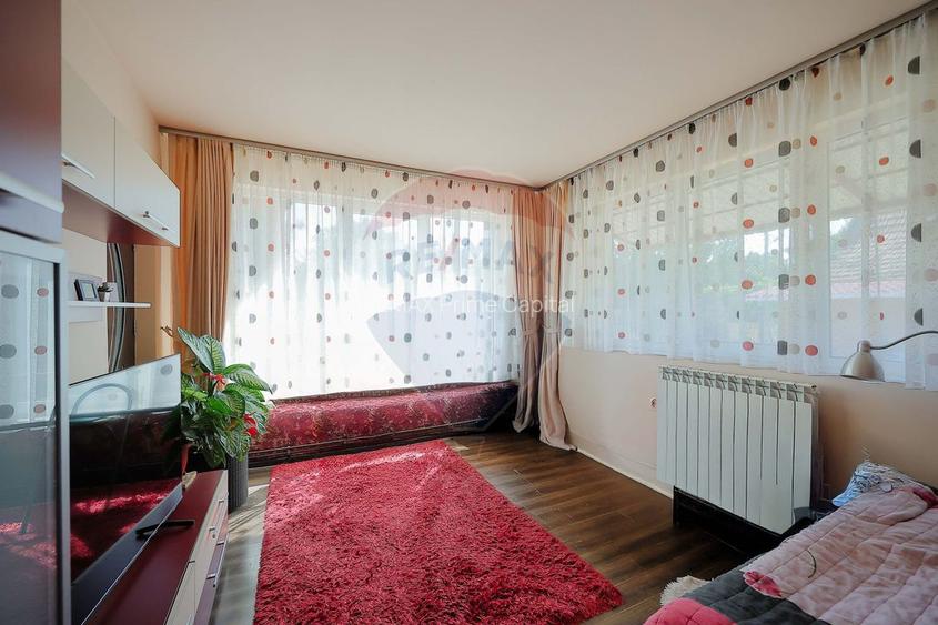 De vânzare casă cu 3 camere și teren 950 mp în Mihai Bravu - 11