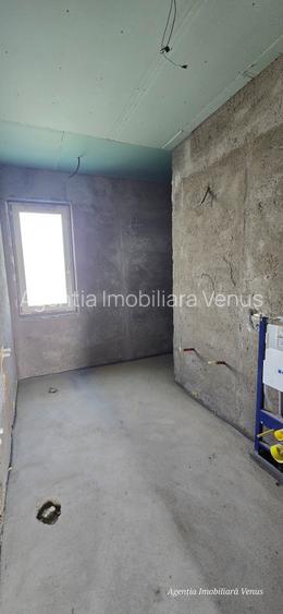 Casa noua cu etaj, zona Rediu - 13