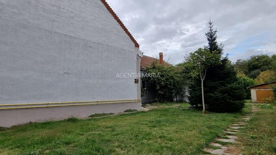 Casa parter de inchiriat, semicentral - 11