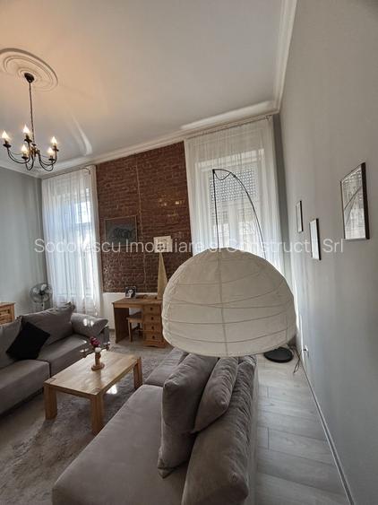 Apartament cu o camera în clădire istorică ,zona Maria - 15