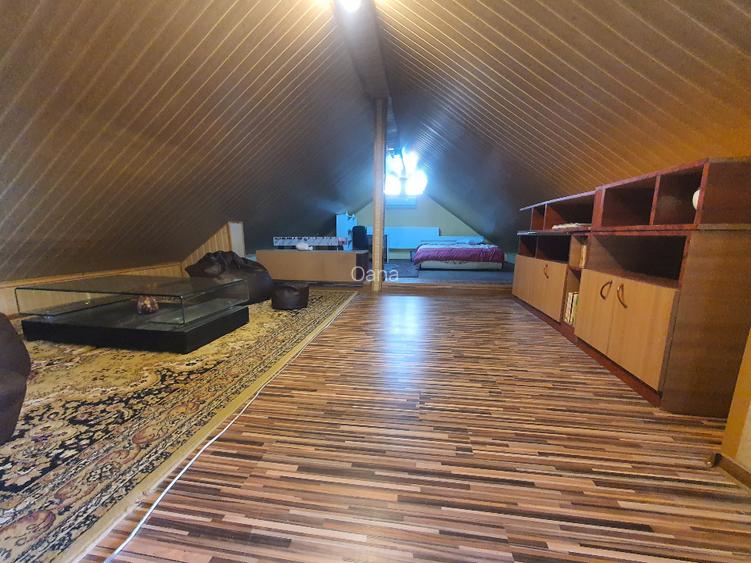 Vând casă cu  5 camere  - 5