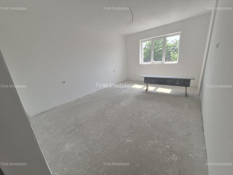 Vila cu 4 camere+pod locuibil neamenajat,curte 240 mp - 12