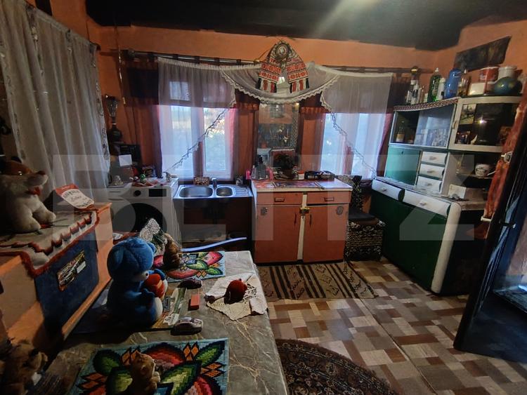 Casa cu 2 camere cu Anexe