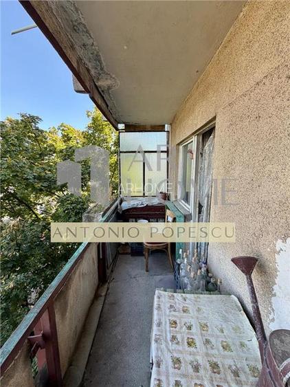 Apartament 3 camere, 2 balcoane, Ploiesti, zona Cantacuzino.