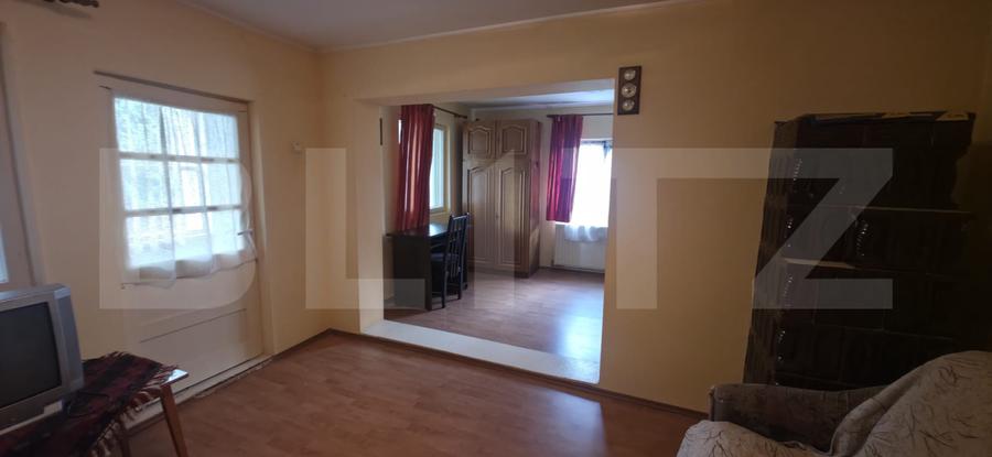 Casa cu 3 camere, curte verde si spatioasa 400 mp,zona Bariera Bucuresti