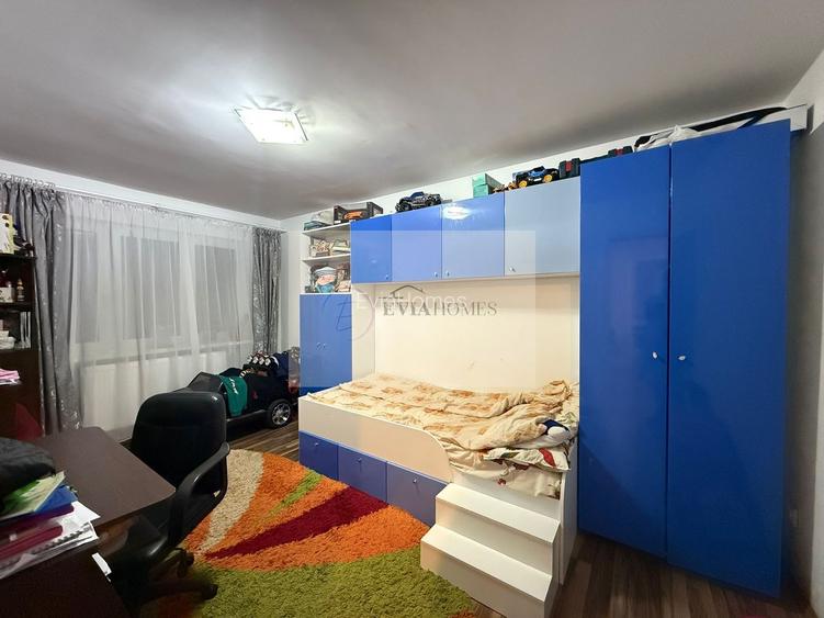 4 camere/ Zona La Terenuri - 4