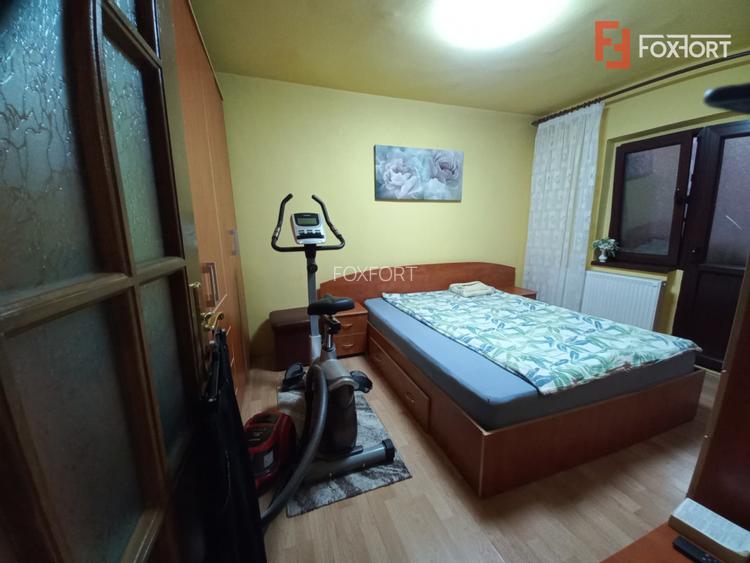 Apartament 3 camere semidecomandat - zona Aradului - 2