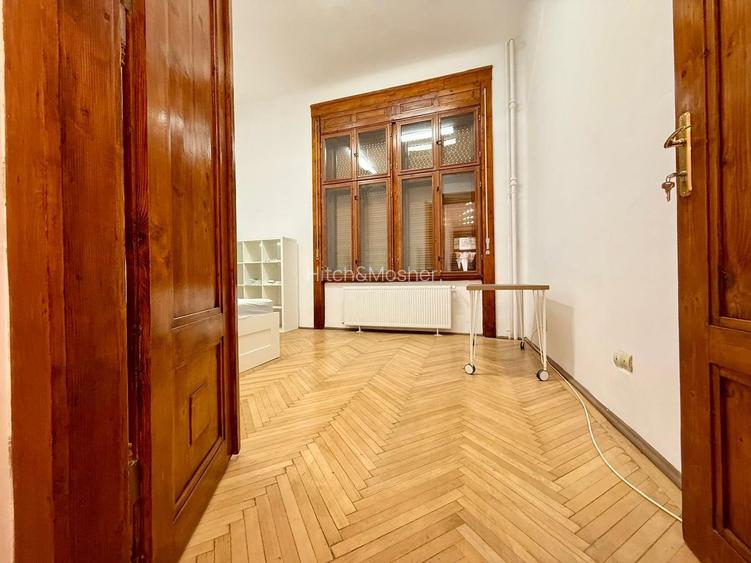Apartament spațios 4 camere,  Piata Victoriei - 9