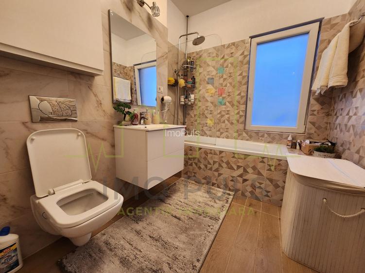 3 Camere. Etaj 1. Mobilat si utilat. 2 locuri de parcare. 2 Bai. 2 Balcoane - 8