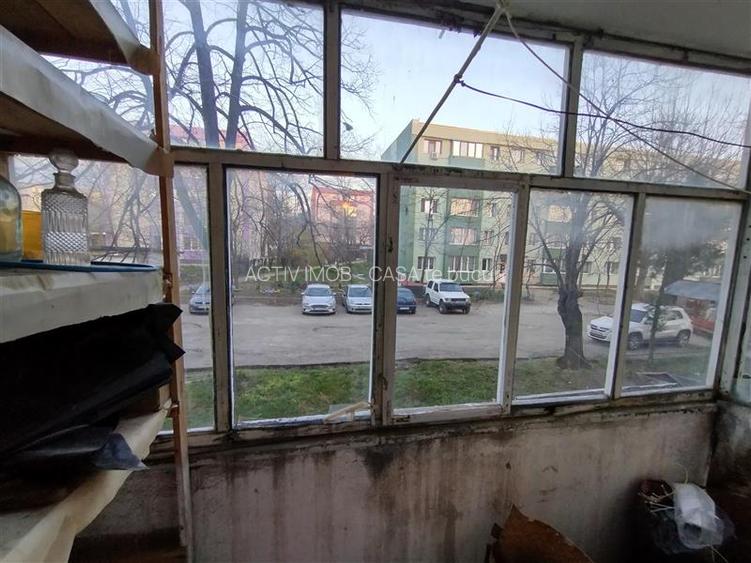 Oravita, Apt.3 Cam, Et.1, Zona Garii, Pret Negociabil - 25