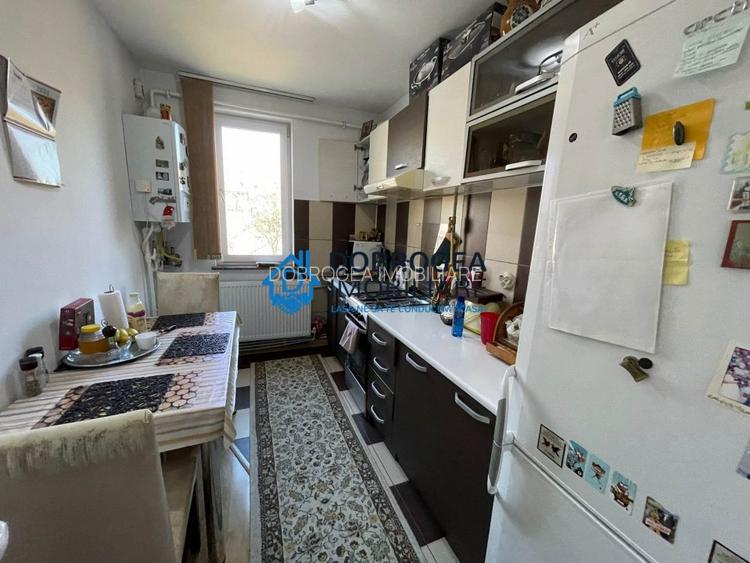 ZONA BIG- 2 CAMERE DECOMANDAT,50 MP. - 9