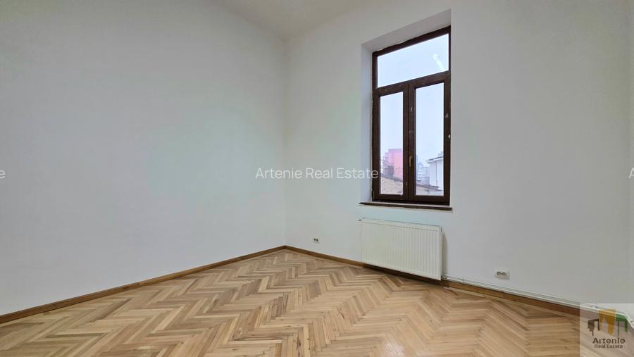 Unirii- Sfanta Vineri E+M/ 300mp / It/Creatie / Birouri - 22