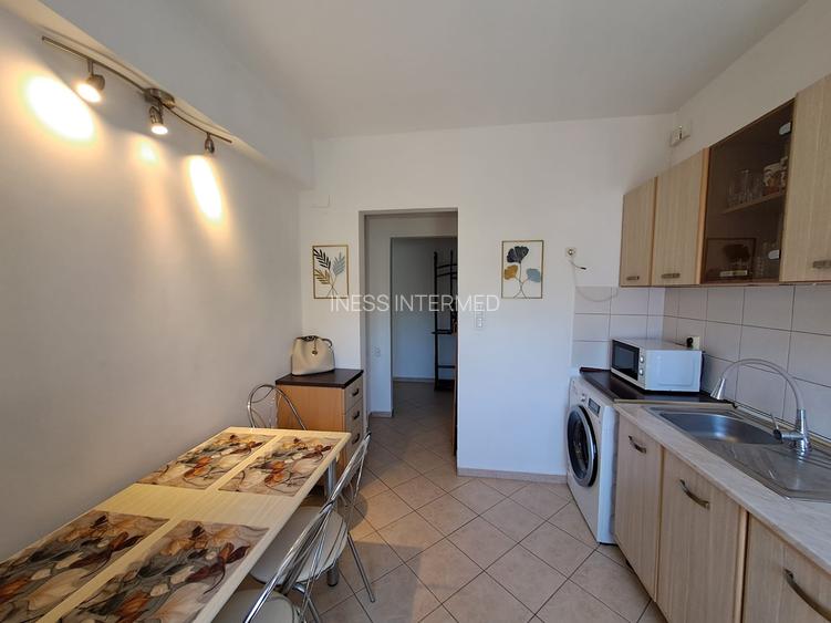 APARTAMENT 2 CAM DEOSEBIT AMENAJAT,  ROMANA, PIATA AMZEI, CALEA VICTORIEI - 8