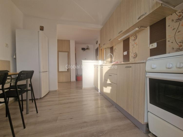 Navodari (Sud)- 2 camere decomandate, centrala gaze, liber -65.000euro - 25