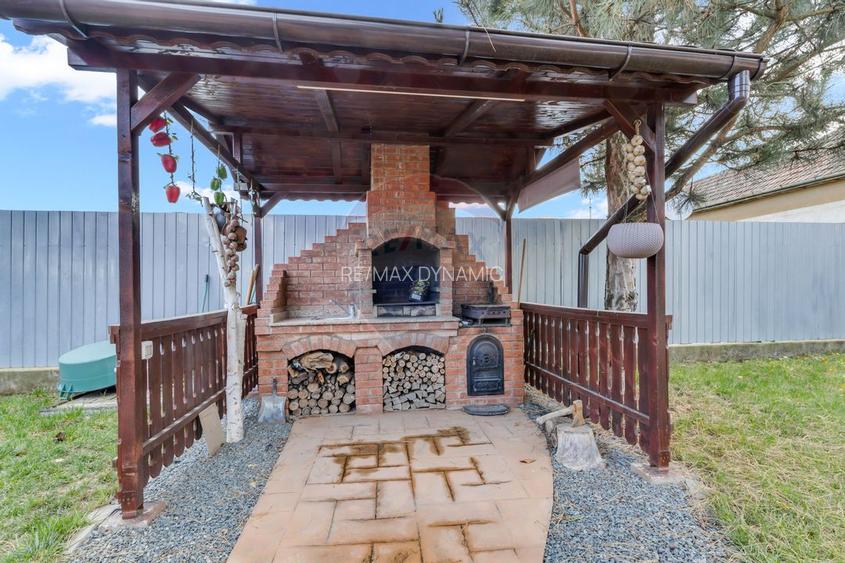 Casă noua pe colt si teren 1079 mp de vanzare in Macea,Arad - 32