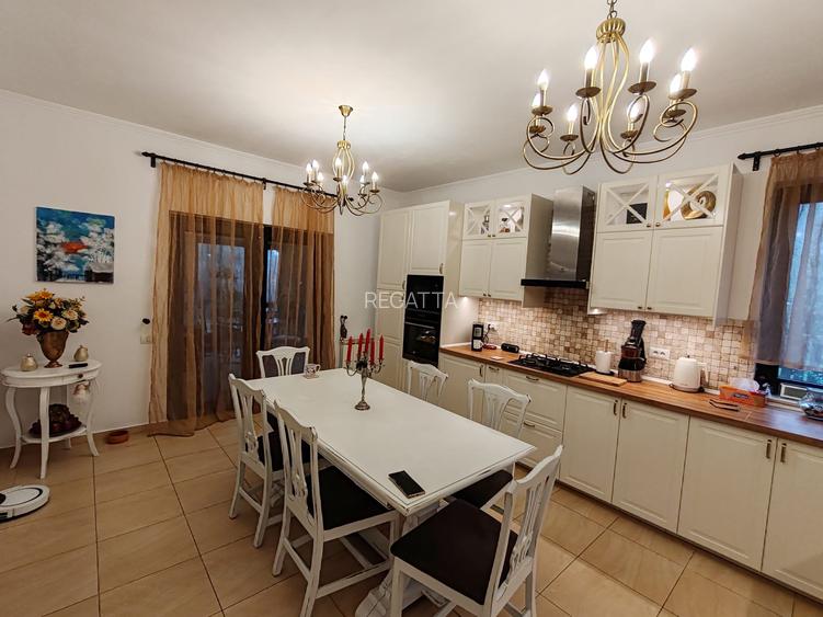 Vila spatioasa de inchiriat 7 camere cu gradina  si terasa spectaculoasa - 11