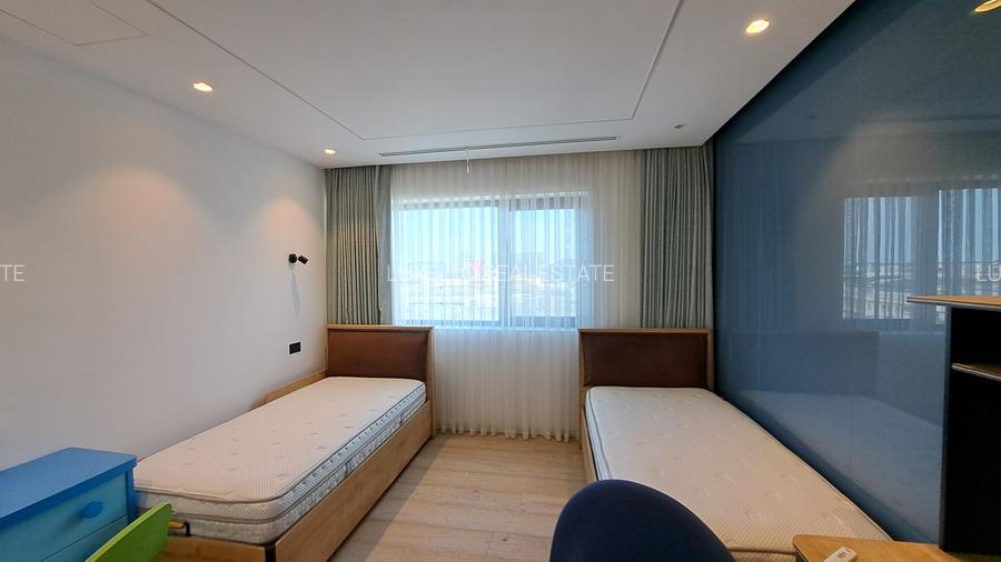 APARTAMENT 4 CAMERE CU SCARA INTERIOARA TIP LOFT -ULTRA LUX - 22