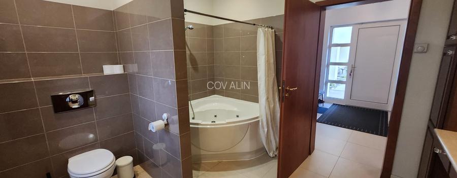 Casa Ghimbav, 8 camere,  S+P+M,teren 736 mp, pretabila locuinta, birouri, cazare - 12