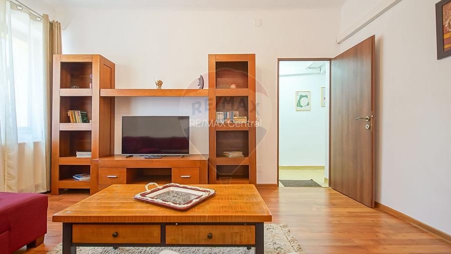 Casă cu 2 apartamente în Brasov, investiție sigură sau căminul ideal - 17