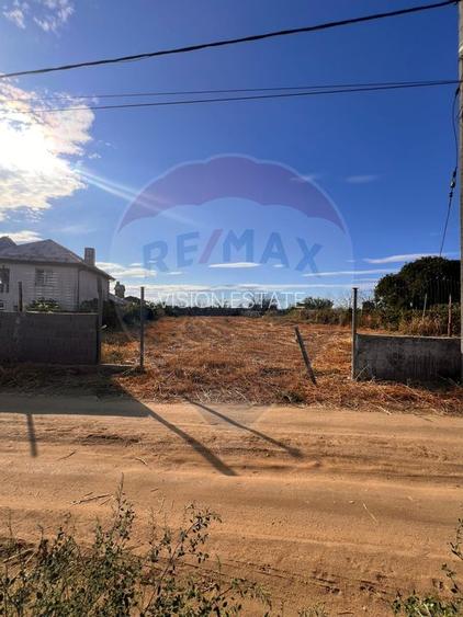 Teren Intravilan de vanzare - 2