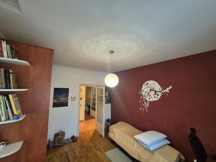 Vand casa 2 camere Moroasa