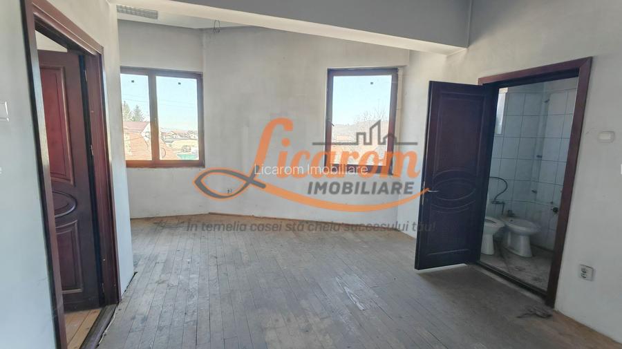 Cladire P+4 Rasnov- Central, IDEAL INVESTITIE. - 3