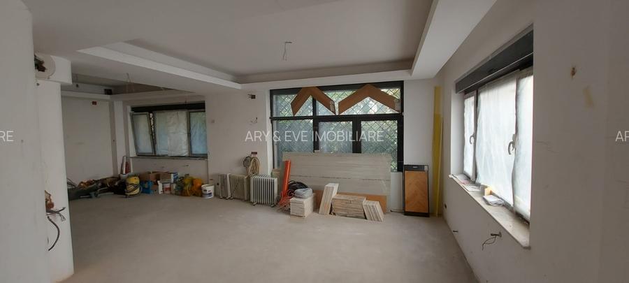 Reședință de Prestigiul în Dorobanți: 300 mp Utili, 7 Camere și 4 Băi - 2