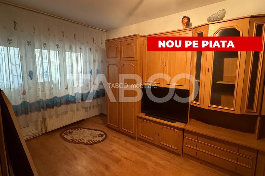 Apartament 2 camere decomandat 54mpu pivnita balcon Vasile Aaron Sibiu - 2