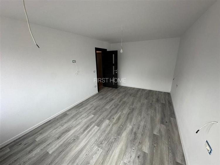 Ap 4 cam, complet renovat NOU, zona Scola nr 3, Al Vlahuta,et 3/4 - 5