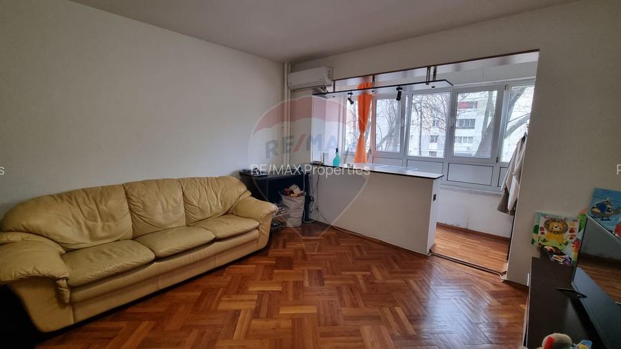 Apartament 2 camere de vanzare, Bulevardul Timisoara sector 6 - 9