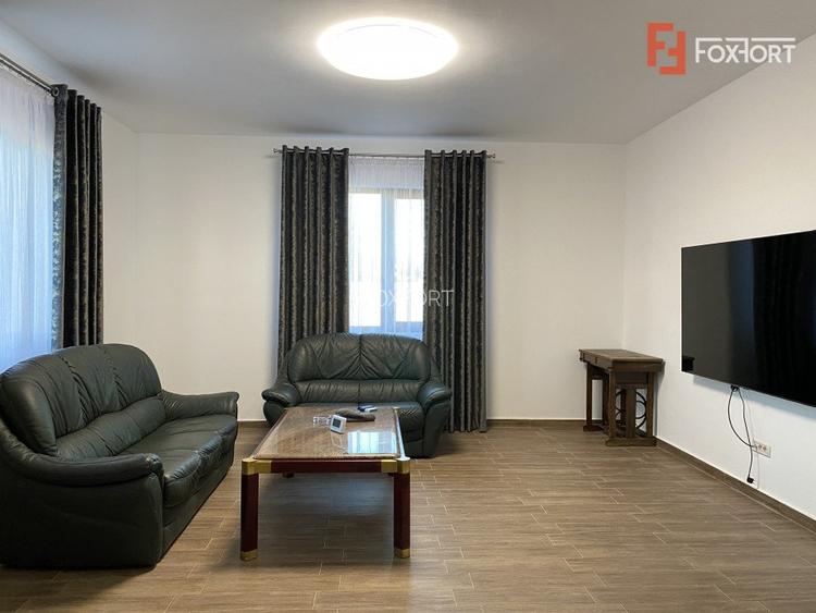 Duplex cu 3 camere cu panouri fotovoltaice in Sanandrei Centru - ID V4749 - 2