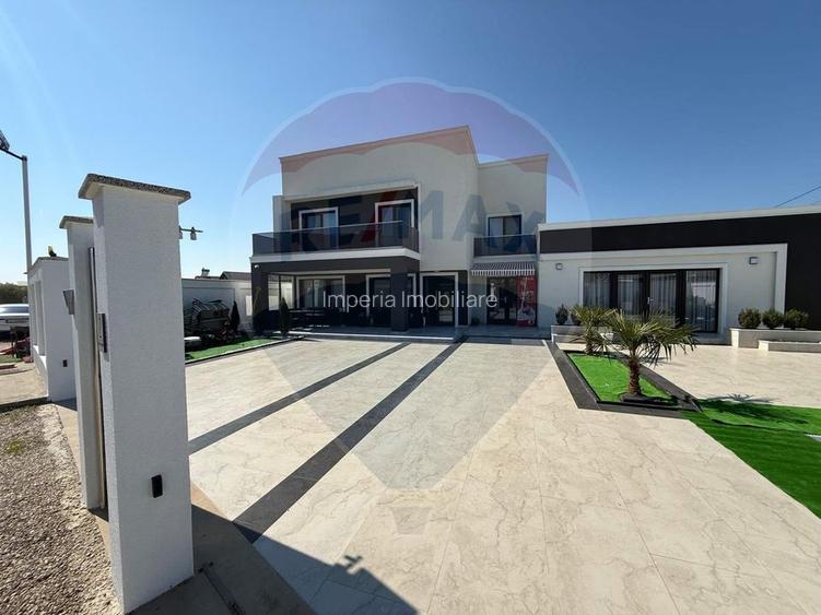 COmision 0% la cumparator,vila moderna cu piscina,standarde ridicate - 11