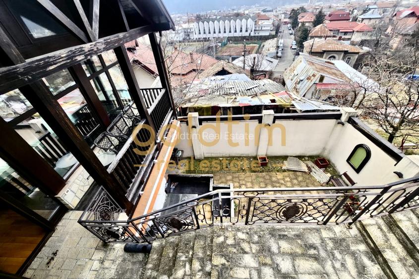 VILA IMPOZANTA P+3 /TEREN 800MP/ VEDERE PANORAMICA ASUPRA ORASULUI/ULTRACENTRAL - 51