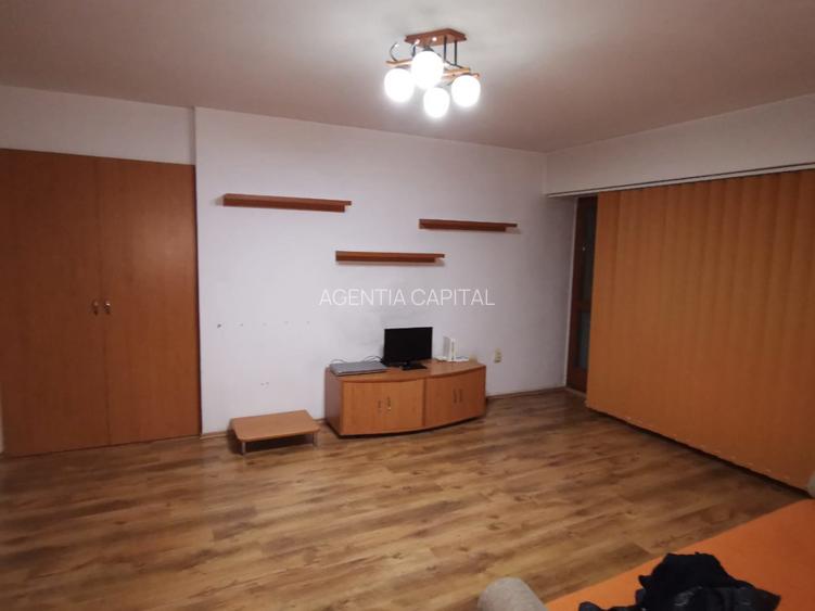 Apartament o camera de inchiriat Micro 13 - 2