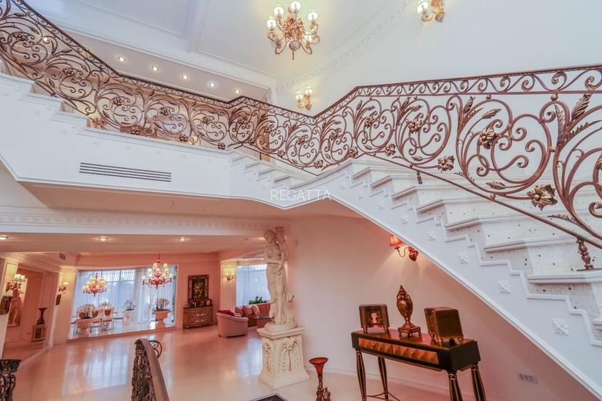 Vila de vanzare 11 camere zona Tei 1450 mp - 28