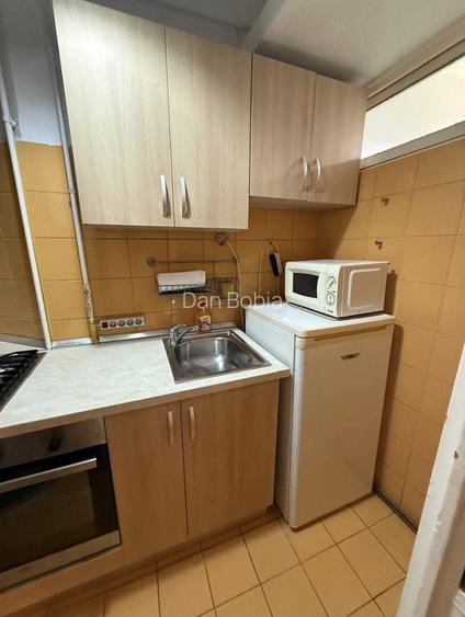 Garsoniera centrala proprie universitate - Izvor DB1908 - 3