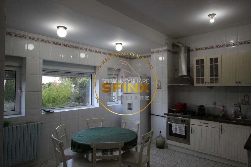 Vila impunatoare cu iesire la lac, Peris  - 16