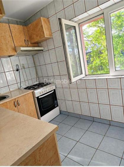 72000 euro - 2camere- gorjului 2 din4 - bloc 1979 -parcul liniei - 5