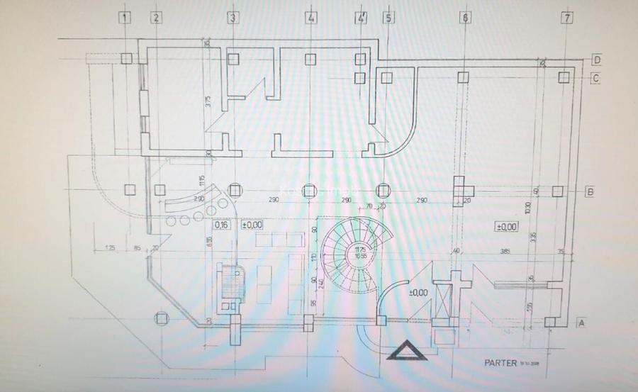 Vă prezentăm o proprietate cu adevărat remarcabilă - 21