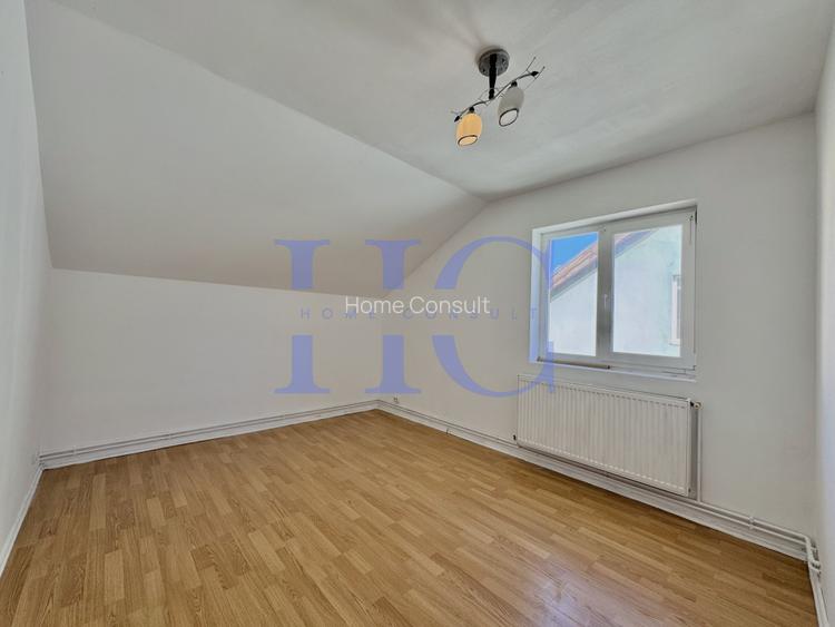 Apartament 2 camere  – Strand, str. Prof. Ioan Moga 72.800 eur - 3